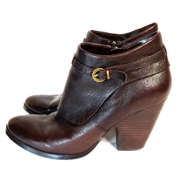 Nine West Shoes - Nine West "UpBeato" Dark Brown Booties. Sz 7.